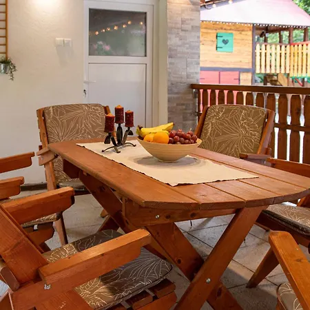 Holiday home Carski Raj Bribir (Primorje-Gorski Kotar)
